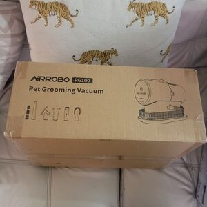 PG100 Pet Grooming Vacuum